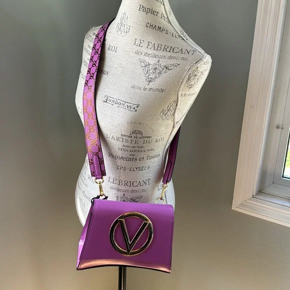 Valentino logo lavender crossbody w/dust bag NWT - Picture 4 of 16
